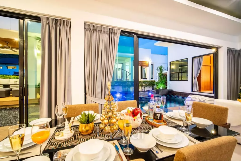 3 bedroom pool villa for rent 200 meters from Chalong Bay
