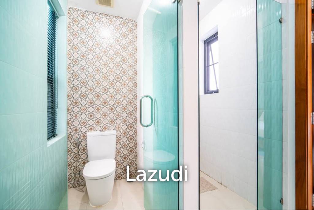 3 bedroom pool villa for rent 200 meters from Chalong Bay