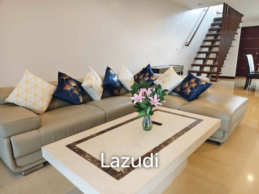3 storey townhouse for rent near Kamala beach