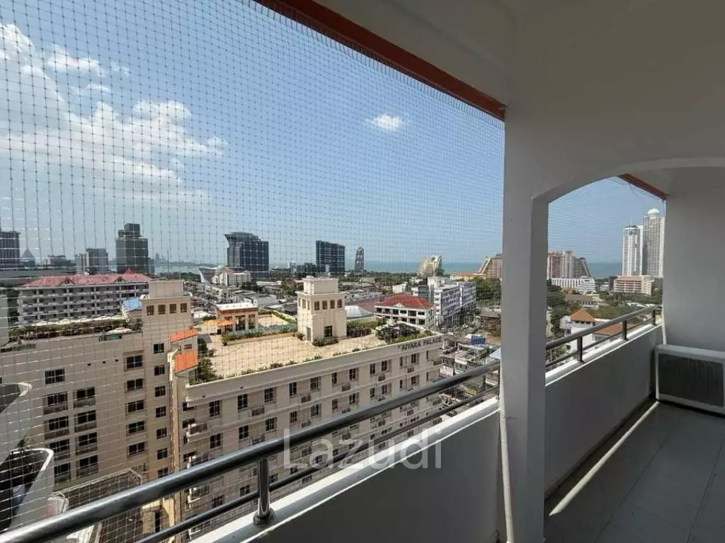 Spacious Condo 65.25 SQ.M  for Sale Golden Pattaya