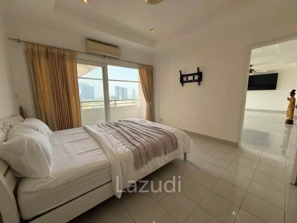 Spacious Condo 65.25 SQ.M  for Sale Golden Pattaya