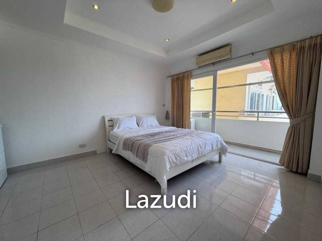Spacious Condo 65.25 SQ.M  for Sale Golden Pattaya