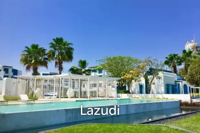 The Crest Santora: 2 Bedroom Beachfront Condo with Balcony