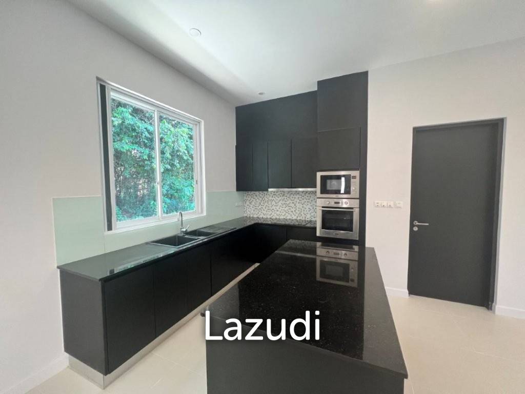 RED MOUNTAIN BOUTIQUE : 3 bed pool villa