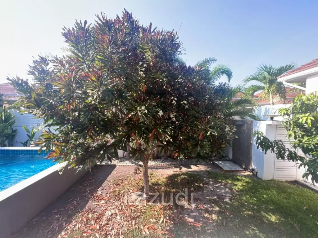 RED MOUNTAIN BOUTIQUE : 3 bed pool villa
