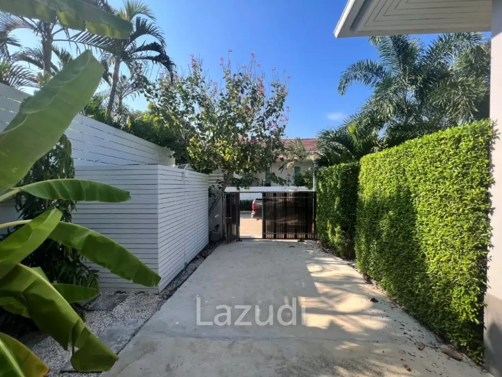 RED MOUNTAIN BOUTIQUE : 3 bed pool villa