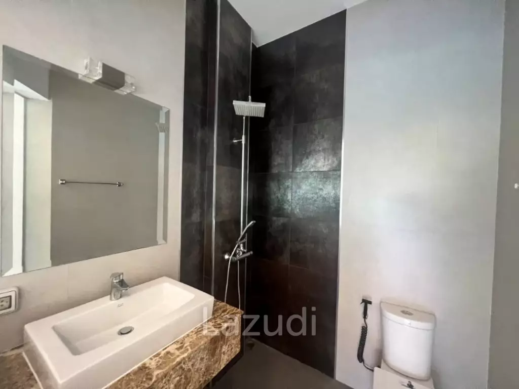 RED MOUNTAIN BOUTIQUE : 3 bed pool villa