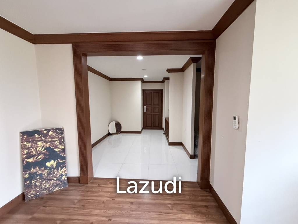 260 sqm 3 Bed condo at G.P. Grande Tower
