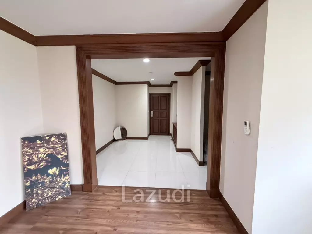 260 sqm 3 Bed condo at G.P. Grande Tower