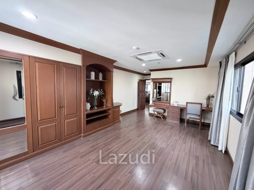 260 sqm 3 Bed condo at G.P. Grande Tower