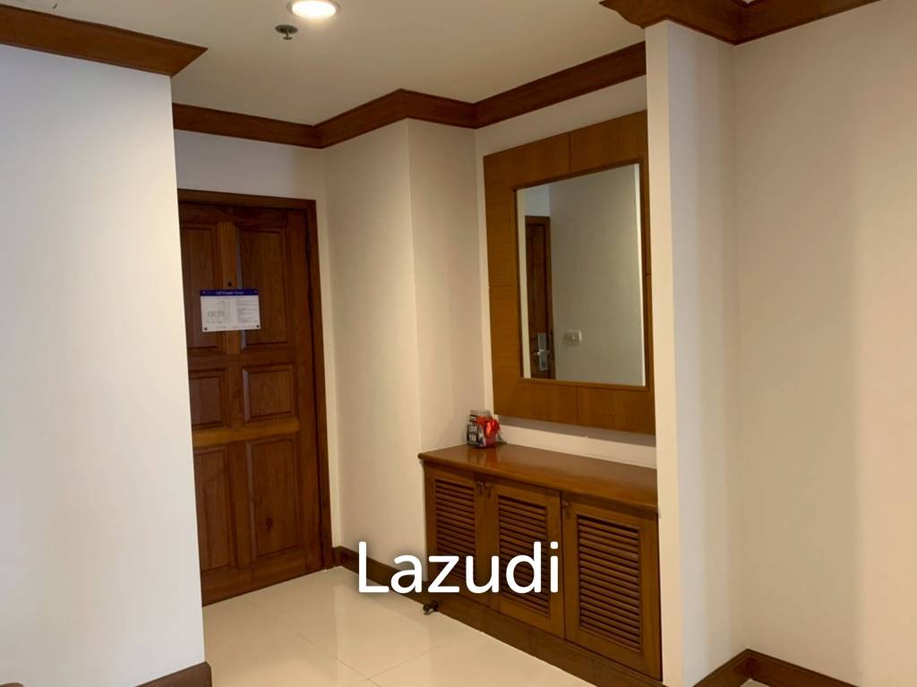 260 sqm 3 Bed condo at G.P. Grande Tower