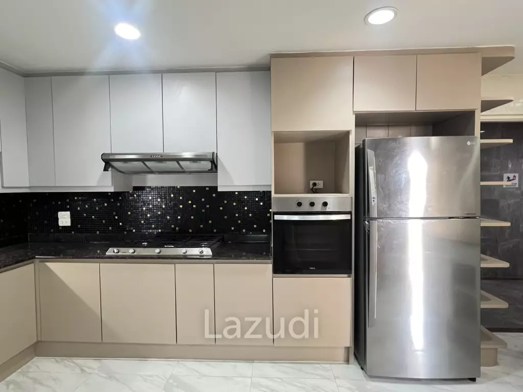 400 sqm duplex 4 bed condo G.P. Grande Tower