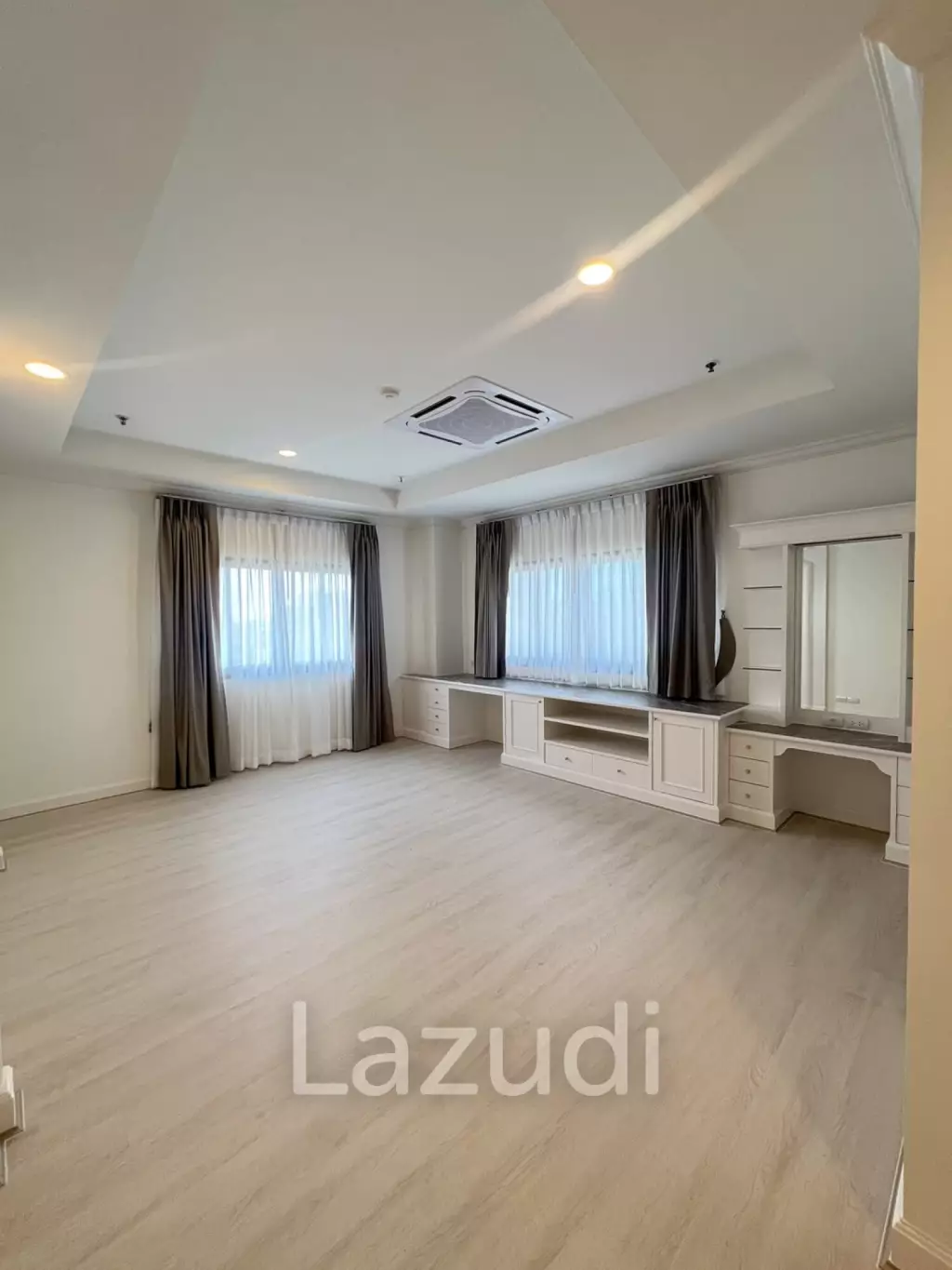 400 sqm duplex 4 bed condo G.P. Grande Tower