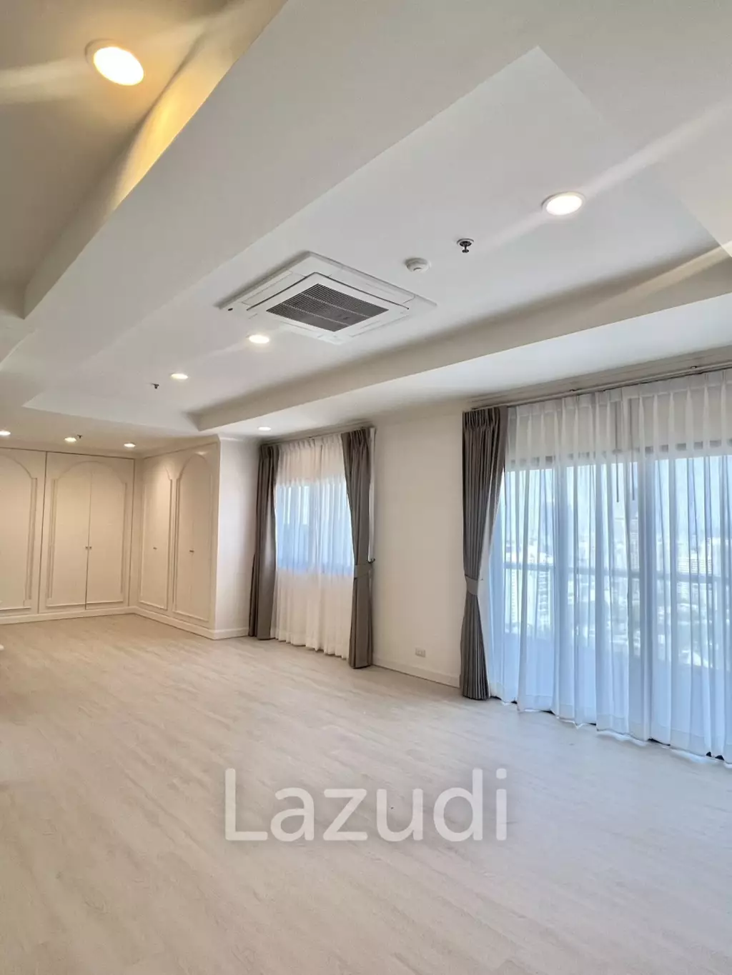 400 sqm duplex 4 bed condo G.P. Grande Tower