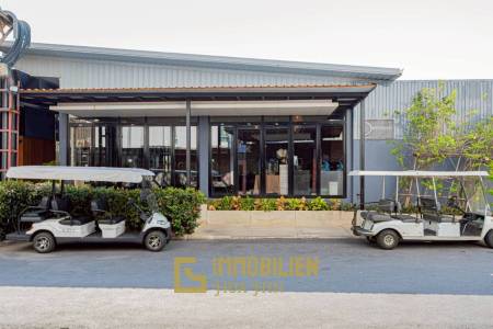 Surface habitable de 105 m² / 2 chambres + 2 salles de bains / piscine privée