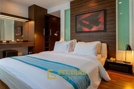 Surface habitable de 105 m² / 2 chambres + 2 salles de bains / piscine privée