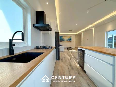 500 Kvm 3 Seng 3 Bad Villa for Salg