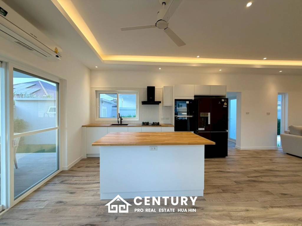 500 Kvm 3 Seng 3 Bad Villa for Salg