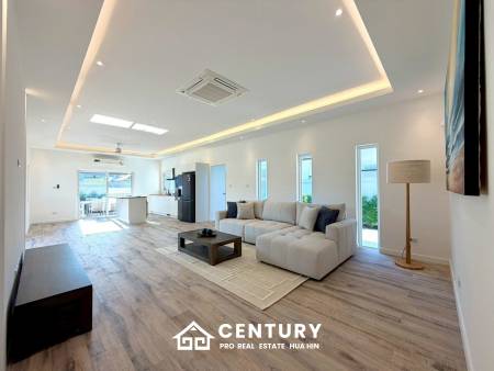 500 Kvm 3 Seng 3 Bad Villa for Salg