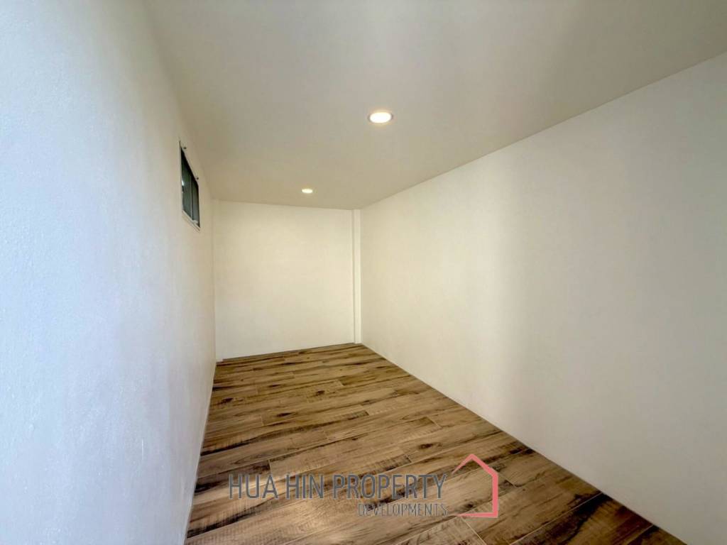 185 sqm New Modern Pool Villa in Mali Vista Hua Hin