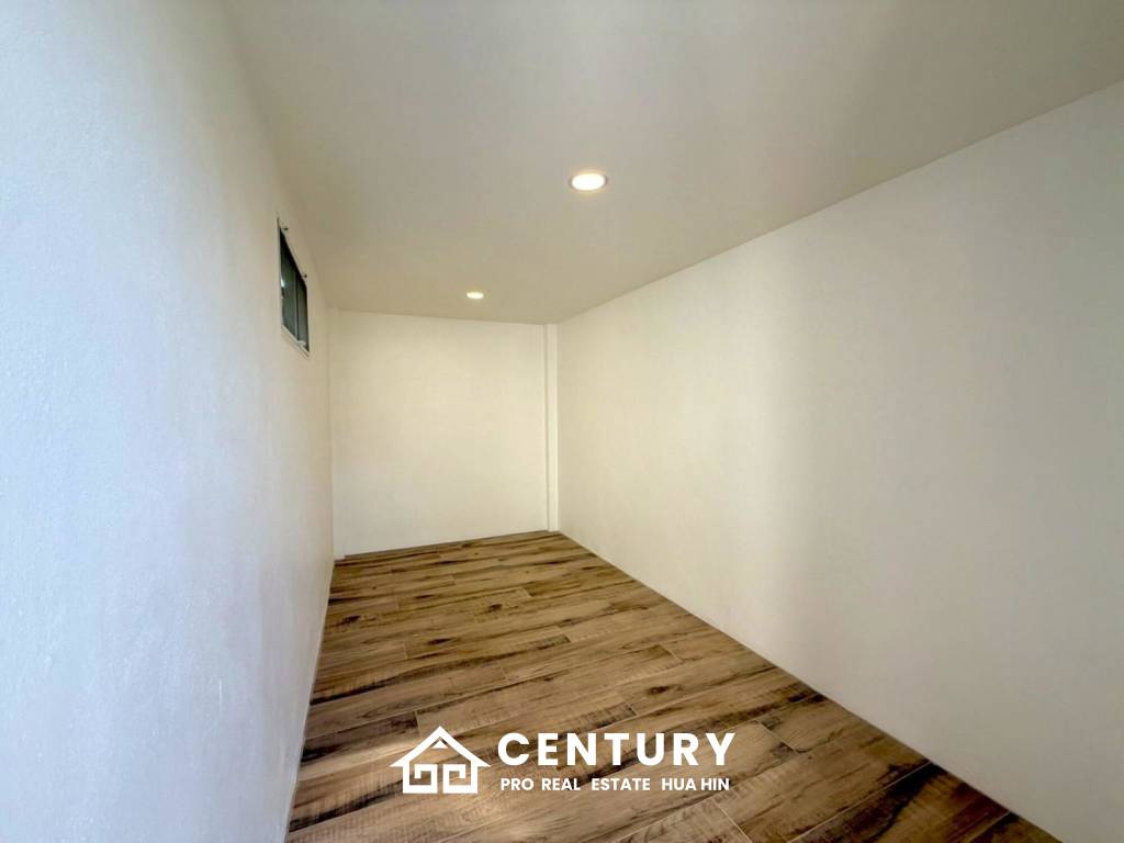 500 Kvm 3 Seng 3 Bad Villa for Salg