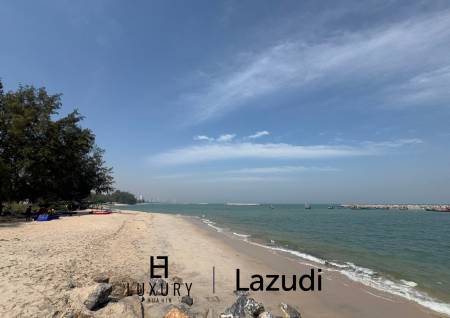 Участок 17 000 кв. м / Вид на море / Всего в 450 метрах от пляжа