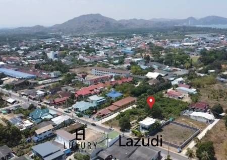 Земельный участок площадью 2448 кв. м / недалеко от пляжа / высокий потенциал