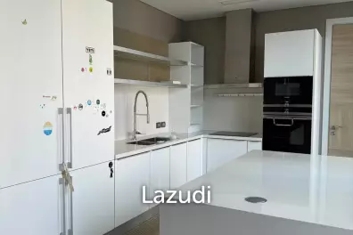 154 sqm luxury 2 bedroom condo Sindhorn Residence Lumpini Bangkok