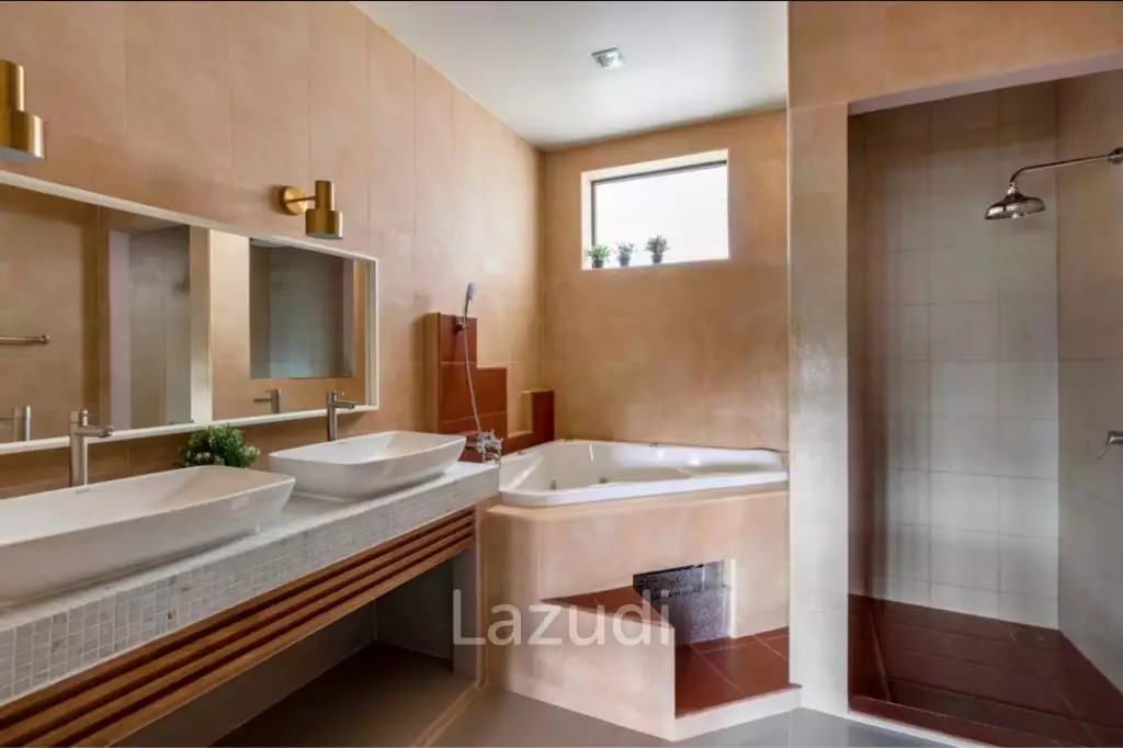 You said Spacious 5-Bedroom Pool Villa for Rent in Kathu