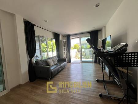 Maison de plain-pied / 3 chambres + 3 salles de bain / entièrement meublée