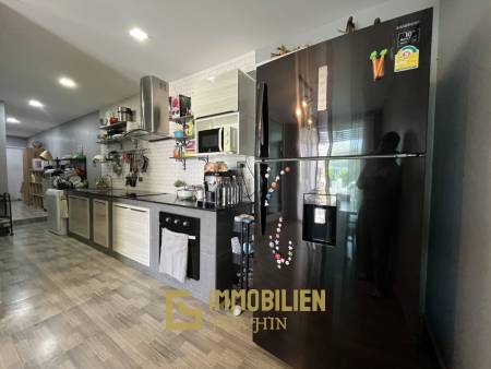 Maison de plain-pied / 3 chambres + 3 salles de bain / entièrement meublée