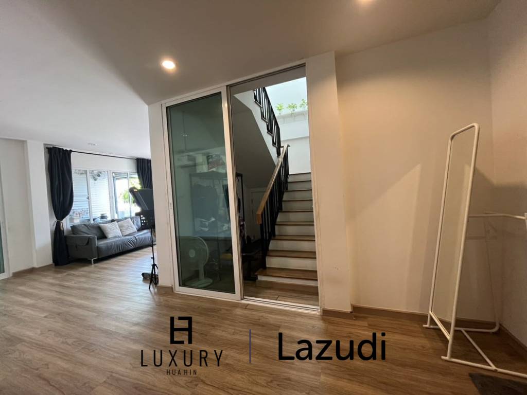 209 metro cuadrado 3 ` Casa de Venta