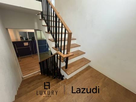 209 metro cuadrado 3 ` Casa de Venta