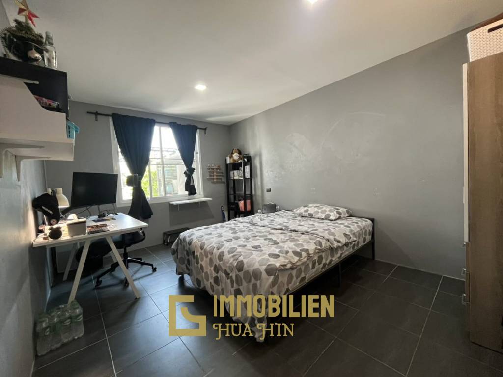 Maison de plain-pied / 3 chambres + 3 salles de bain / entièrement meublée