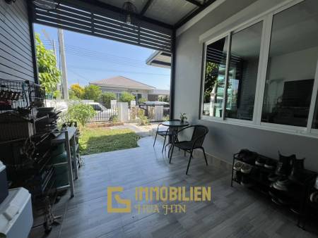 Maison de plain-pied / 3 chambres + 3 salles de bain / entièrement meublée