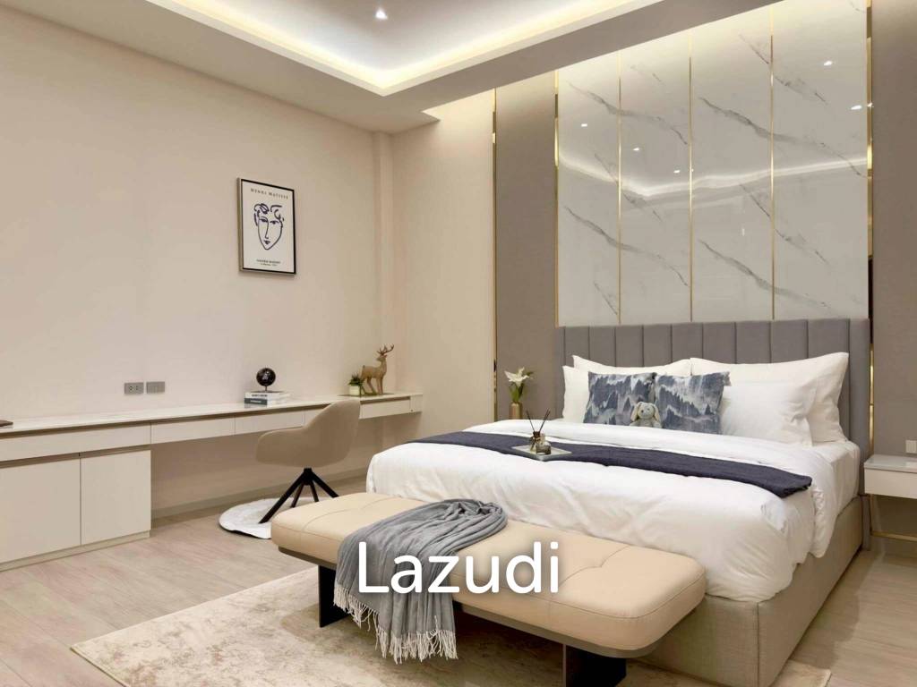 Luxury Grand Pool Villa for Sale Nong Pla Lai, Pattaya