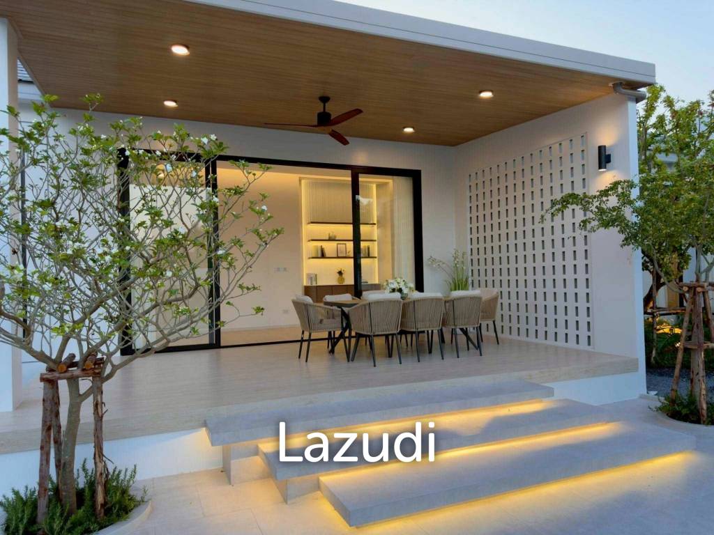 Luxury Grand Pool Villa for Sale Nong Pla Lai, Pattaya