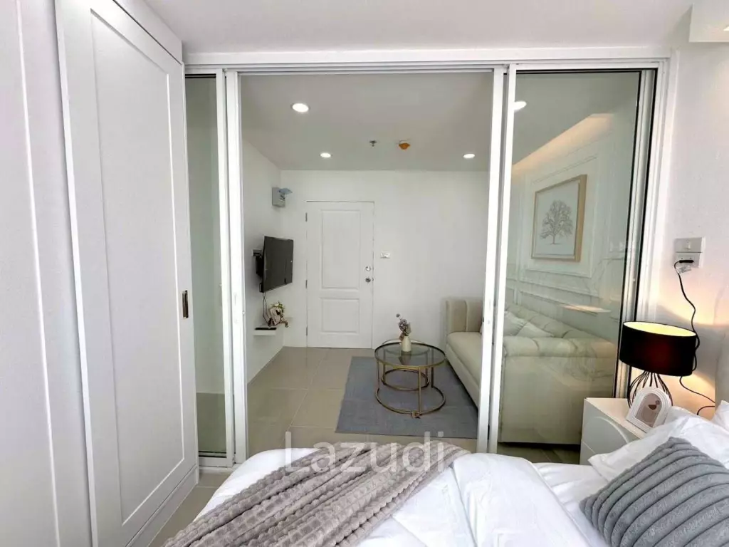 Newly Renovated 1 Bedroom for Sale Lumpini Condo Town