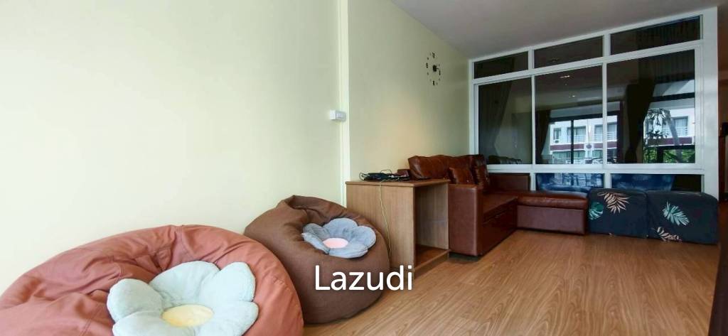Spacious 1-Bedroom for Rent Metro Jomtien Condotel
