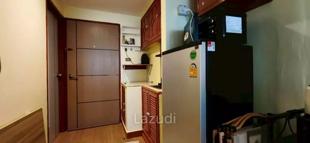 Spacious 1-Bedroom for Rent Metro Jomtien Condotel