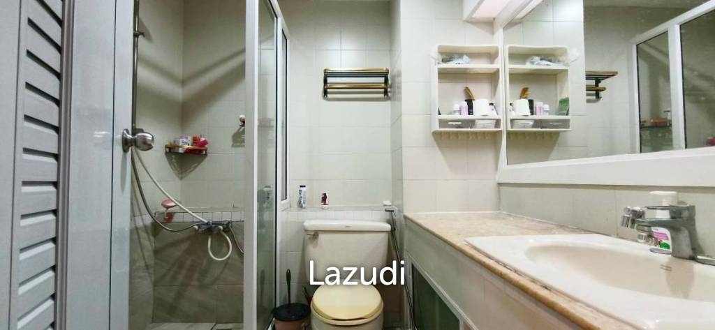 Spacious 1-Bedroom for Rent Metro Jomtien Condotel