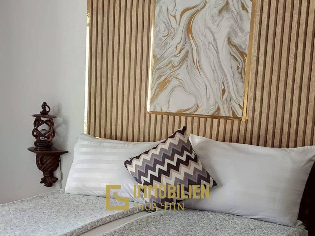 Piscine privée / Entièrement meublé / 4 chambres