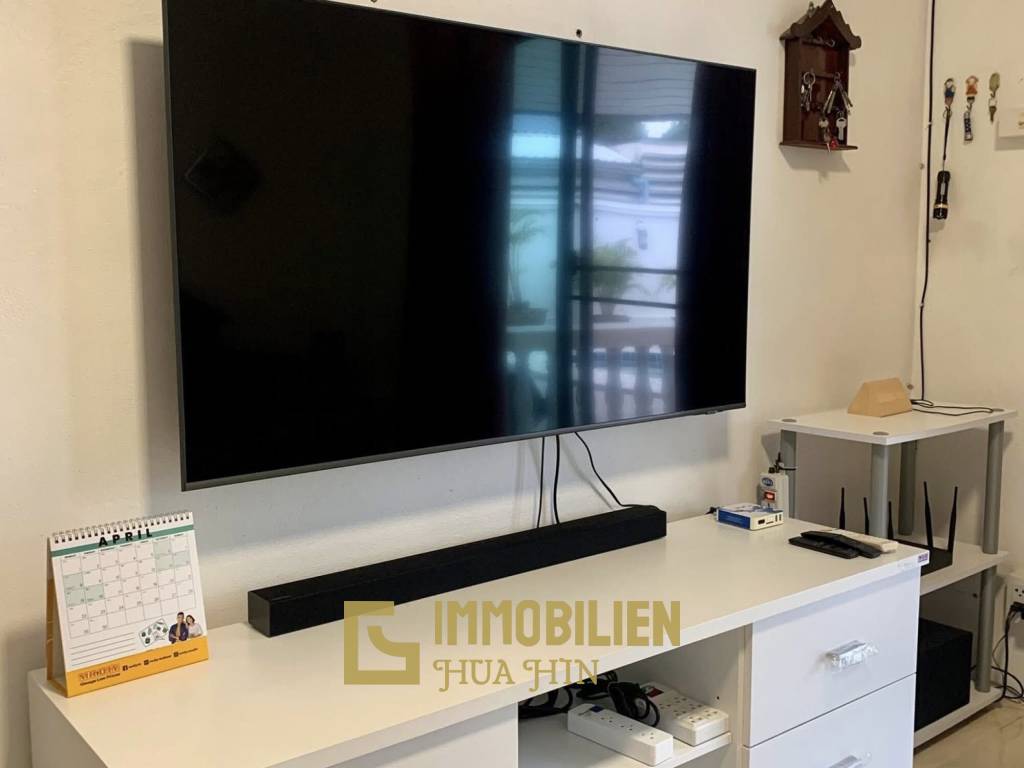 Piscine privée / Entièrement meublé / 4 chambres