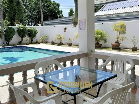 Piscine privée / Entièrement meublé / 4 chambres