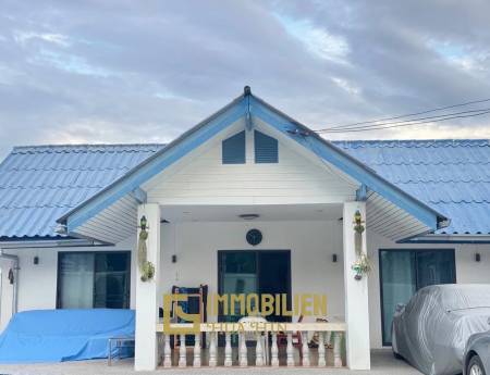 Piscine privée / Entièrement meublé / 4 chambres