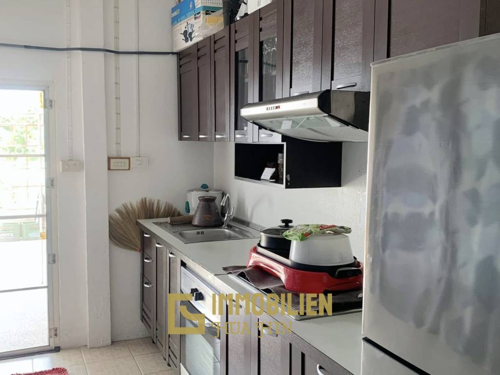 Piscine privée / Entièrement meublé / 4 chambres