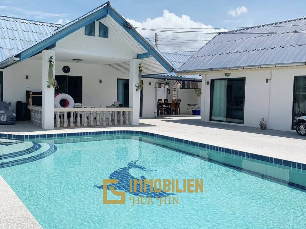 Piscine privée / Entièrement meublé / 4 chambres