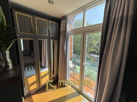 2 chambres + 2 salles de bain / entièrement meublé / emplacement idéal