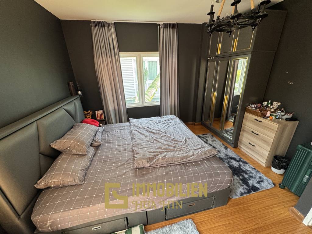 2 chambres + 2 salles de bain / entièrement meublé / emplacement idéal