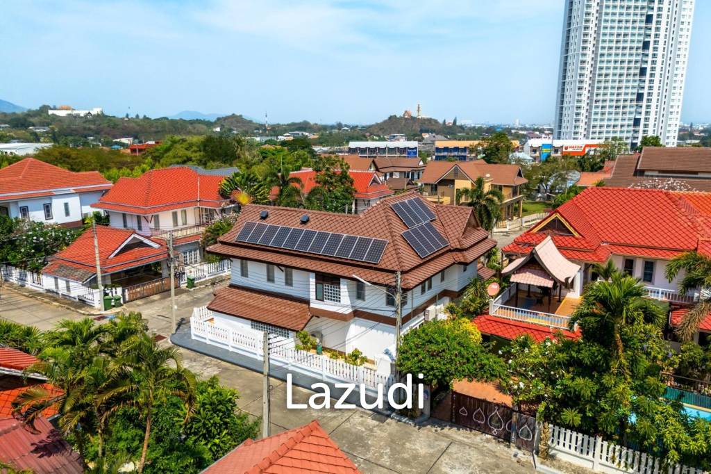 Exquisite Balinese-Style Villa in Beverly Hills Hua Hin